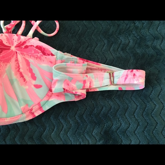 Floral bikini from Ardene (small) - Picture 5 of 5